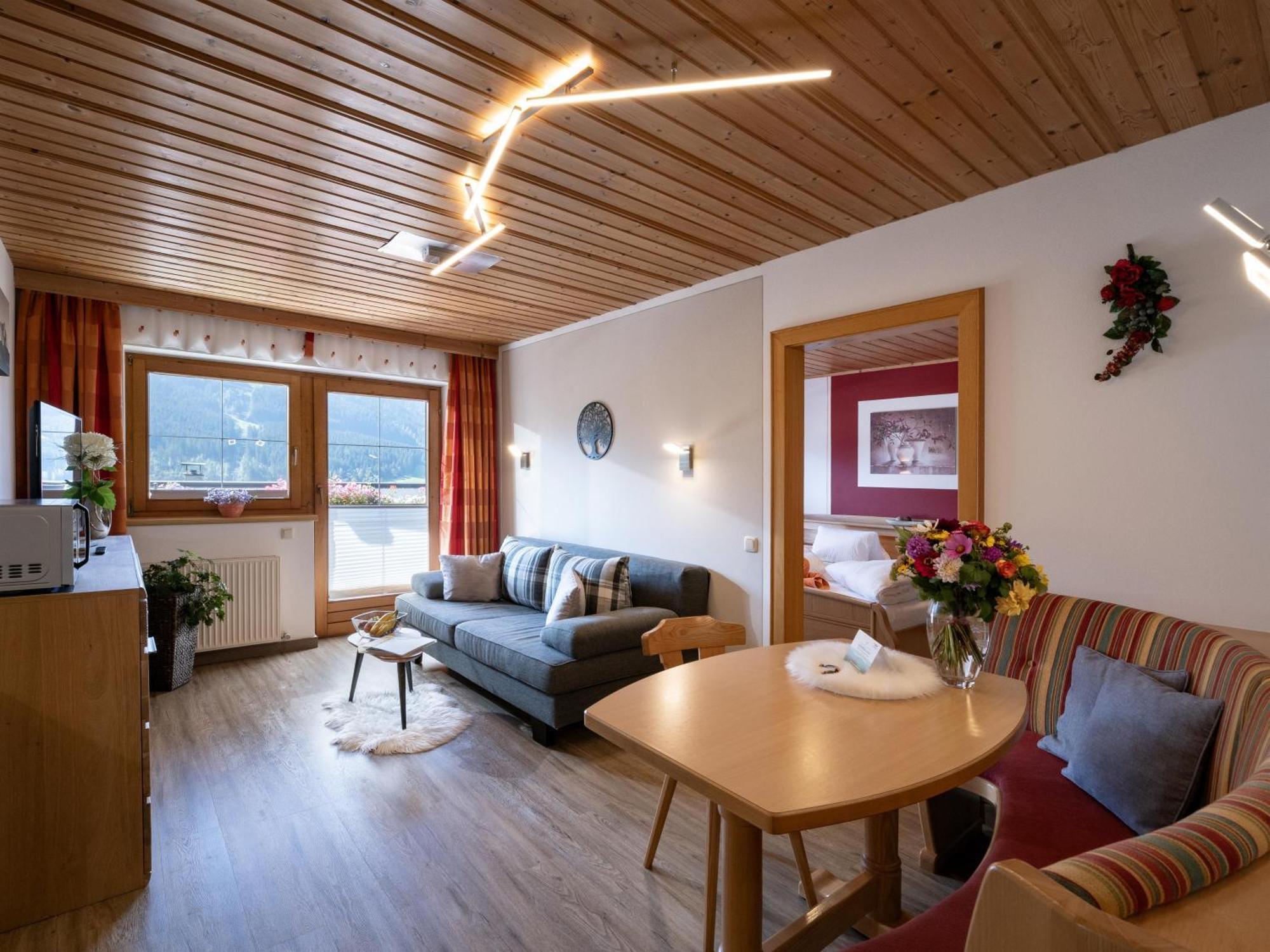 Appartement Bergblick Бріксен-ім-Тале Екстер'єр фото